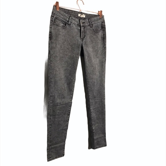 I Love H8i | High Rise Skinny Jeans in Gray Denim - Picture 5 of 9